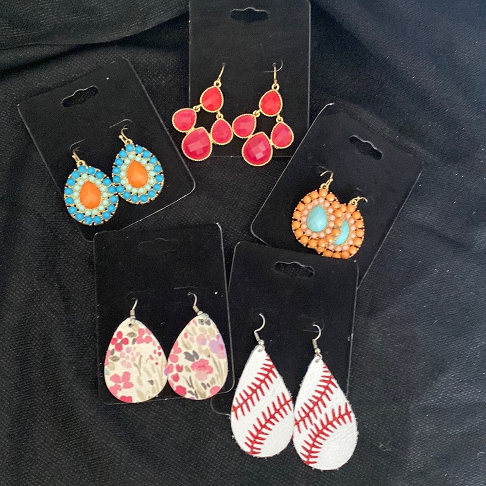 Earring Bundle - pierced